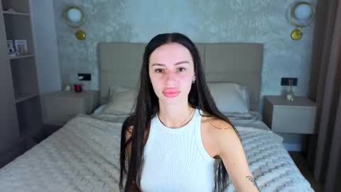 snow_whiteeex online show from 06-27-26, 05:45
