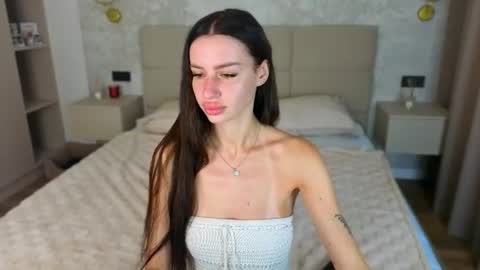 snow_whiteeex online show from 07-20-26, 05:33