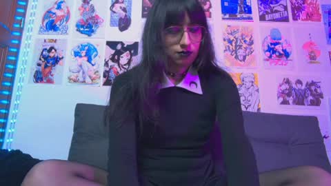 Snow and Bubble online show from 02-08-25, 03:00