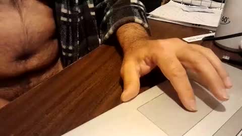 watchmecum online show from 10-30-25, 02:29