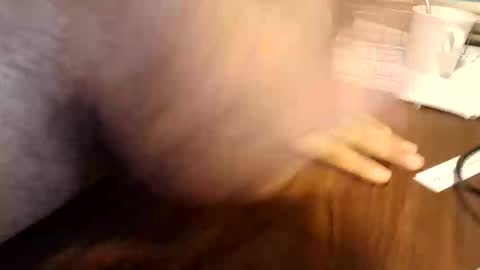 watchmecum online show from 11-04-25, 02:27