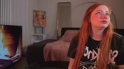 Snapshot of snowflakeskitty chatting on 06-14-26, 05:31 Ellie online show from 06-14-26, 05:31
