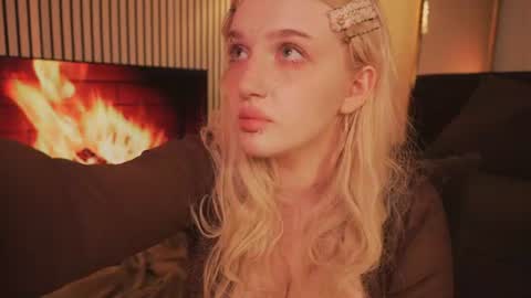 Ellie online show from 07-02-26, 05:35