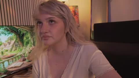 Ellie online show from 07-07-26, 05:21