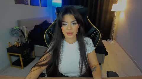 snowingwinter online show from 09-27-25, 07:41