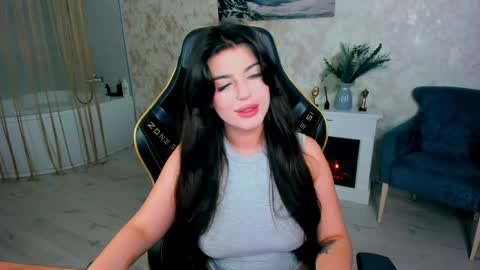 snowingwinter online show from 05-18-26, 03:35