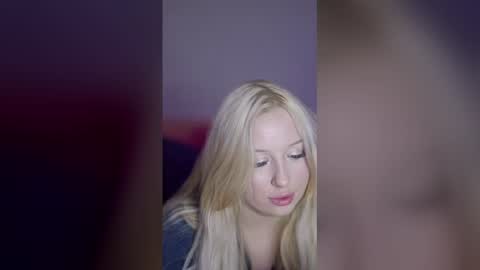 Snowy Bubbles online show from 03-20-26, 10:58