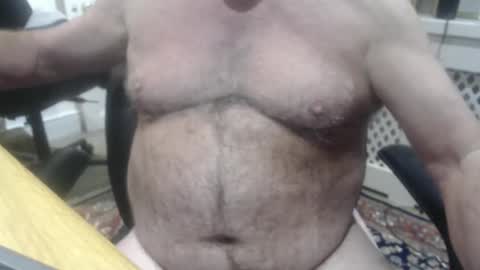 Snapshot of snudge432 chatting on 12-18-25, 10:10 snudge432 online show from 12-18-25, 10:10