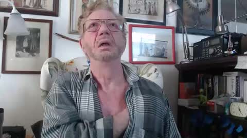 ImYourBitch online show from 03-13-26, 06:25