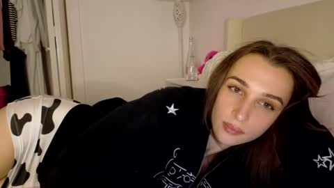 Babygirl Ivy online show from 07-08-26, 12:37