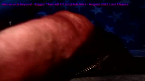 Snapshot of socaliluv chatting on 10-07-25, 12:41 MathDaddy online show from 10-07-25, 12:41