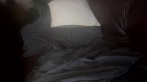 Snapshot of socalspun619 chatting on 09-28-25, 04:51 Cloudy Cock online show from 09-28-25, 04:51