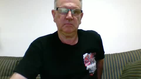 Snapshot of sofar06 chatting on 12-07-24, 12:13 sofar06 online show from 12-07-24, 12:13