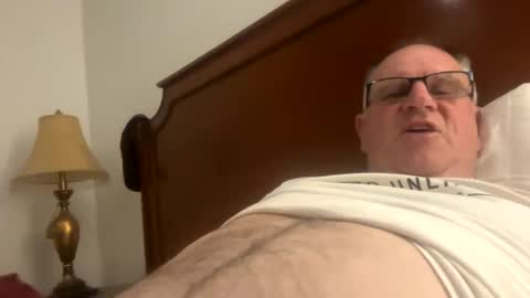Snapshot of sofar06 chatting on 12-15-24, 01:11 sofar06 online show from 12-15-24, 01:11