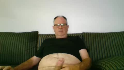 Snapshot of sofar06 chatting on 12-17-24, 06:13 sofar06 online show from 12-17-24, 06:13