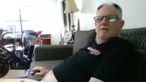 Snapshot of sofar06 chatting on 12-24-24, 12:11 sofar06 online show from 12-24-24, 12:11