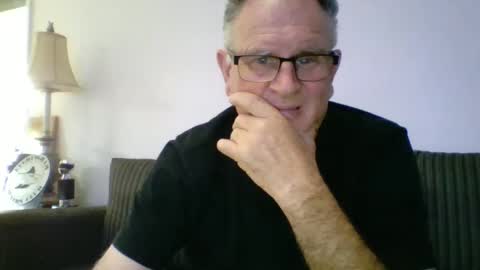 Snapshot of sofar06 chatting on 01-04-25, 05:27 sofar06 online show from 01-04-25, 05:27