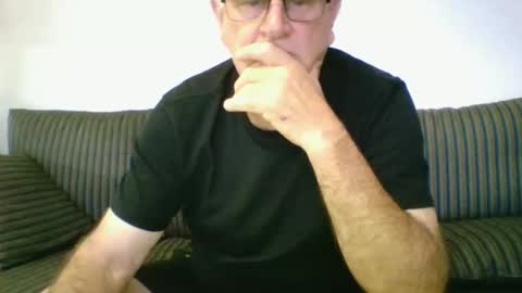 Snapshot of sofar06 chatting on 01-12-25, 01:32 sofar06 online show from 01-12-25, 01:32