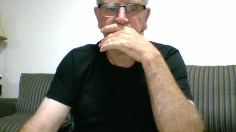Snapshot of sofar06 chatting on 01-14-25, 10:38 sofar06 online show from 01-14-25, 10:38