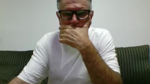 Snapshot of sofar06 chatting on 01-21-25, 11:03 sofar06 online show from 01-21-25, 11:03