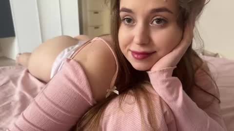 Sophy online show from 04-29-26, 10:52