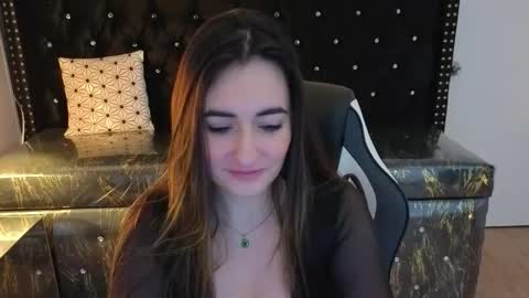 Snapshot of soffi_betacur_b chatting on 09-10-25, 03:17 soffi_betacur_b online show from 09-10-25, 03:17