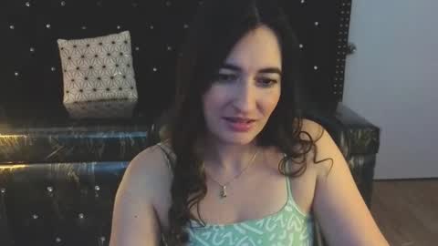 Snapshot of soffi_betacur_b chatting on 09-21-25, 03:19 soffi_betacur_b online show from 09-21-25, 03:19