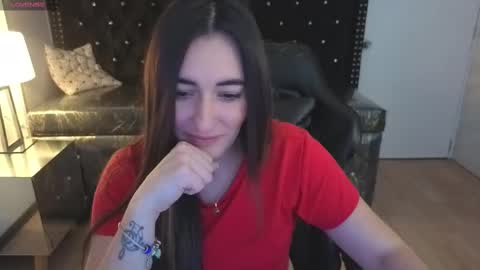 Snapshot of soffi_betacur_b chatting on 09-26-25, 03:21 soffi_betacur_b online show from 09-26-25, 03:21
