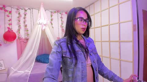 sofiia online show from 01-18-25, 12:36