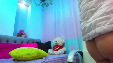 sofiia online show from 02-24-25, 04:04