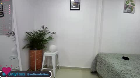 Snapshot of soffi_rousel_ chatting on 01-10-25, 05:34 soffi_rousel_ online show from 01-10-25, 05:34