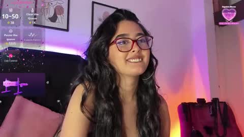 Snapshot of soffi_sweet1 chatting on 02-22-25, 06:06 Danna online show from 02-22-25, 06:06