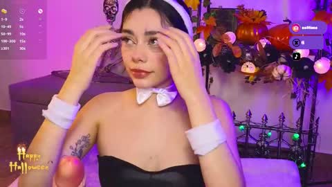 Snapshot of soffimoon_ chatting on 10-15-25, 04:34 IG Soffimoon I THANK YOU FOR LEAVING YOUR FOLLOW online show from 10-15-25, 04:34