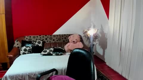 Soffy online show from 11-29-25, 04:15