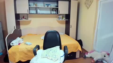 Soffy online show from 02-10-26, 06:06