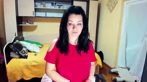 Soffy online show from 02-25-26, 05:28