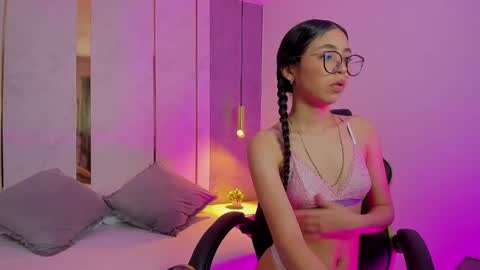 S O F I  online show from 06-03-26, 07:19