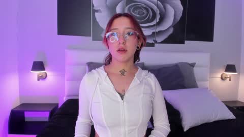 Snapshot of sofi_bakerrr chatting on 12-11-24, 11:41 Sofia online show from 12-11-24, 11:41