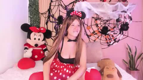 sofi_cuttie online show from 10-27-25, 08:02