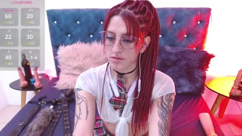 Snapshot of sofi_f_w chatting on 01-22-25, 10:37 Sofi online show from 01-22-25, 10:37