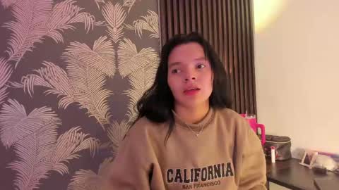 SOFIA online show from 04-21-26, 12:56