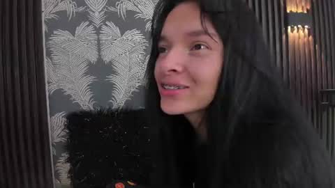 SOFIA online show from 06-12-26, 12:59