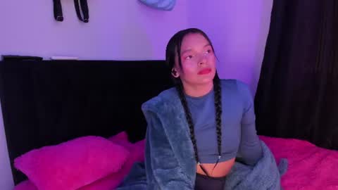 Snapshot of sofi_lassa_ chatting on 07-23-26, 02:04 SOFIA online show from 07-23-26, 02:04