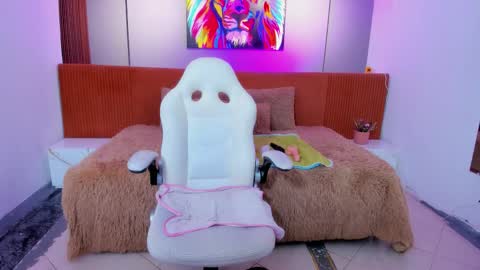 Snapshot of sofi_little2 chatting on 02-08-26, 06:33 Sofia online show from 02-08-26, 06:33