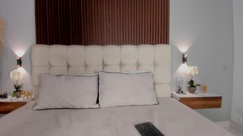 Sofia online show from 05-13-26, 10:38