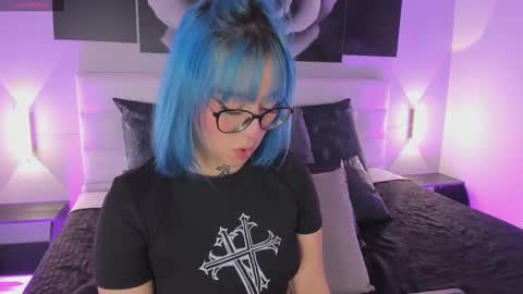 sofi_sp online show from 10-25-25, 11:40