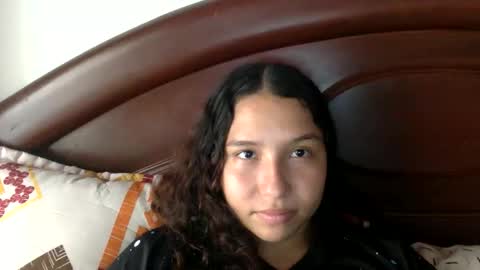 Snapshot of sofi_yendell chatting on 10-12-25, 03:22 sofi online show from 10-12-25, 03:22