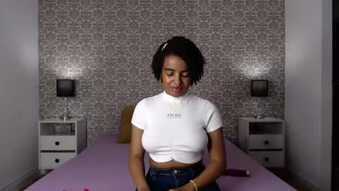 Snapshot of sofi_z chatting on 12-28-24, 11:05 Sofi online show from 12-28-24, 11:05