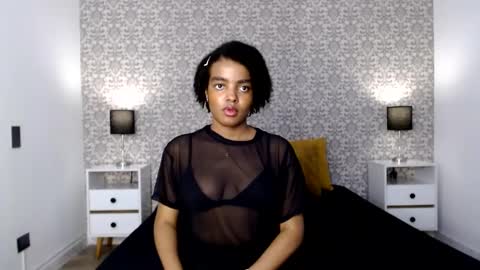 Snapshot of sofi_z chatting on 01-12-25, 07:21 Sofi online show from 01-12-25, 07:21