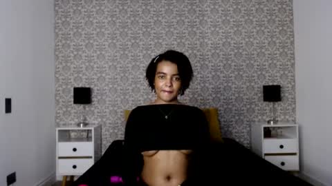 Snapshot of sofi_z chatting on 01-14-25, 10:44 Sofi online show from 01-14-25, 10:44